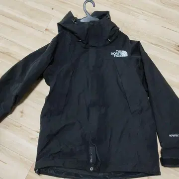 THE NORTH FACE GORE-TEX 블랙 자켓
