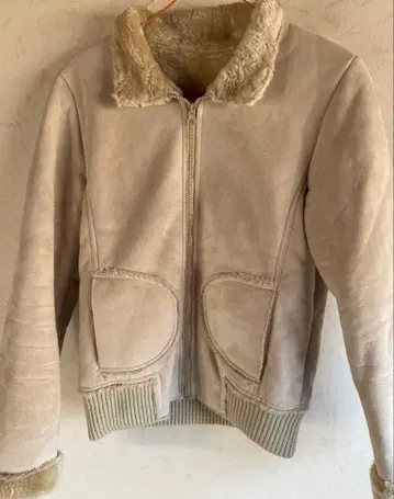 베이지 스웨이드 퍼 자켓