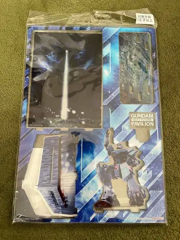 만박 회장 한정판 건담 아크릴 스탠드 하자품