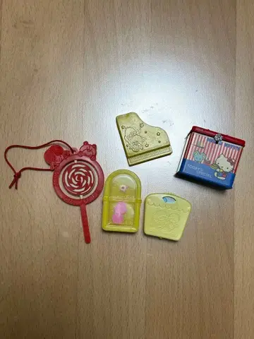 산리오 덤 쇼와 산리오 모리나가 산리오 캐러멜 캐러멜 덤 키키라라