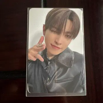 ATEEZ 홍중 VR LIGHT THE WAY 트레이딩 카드 전반기