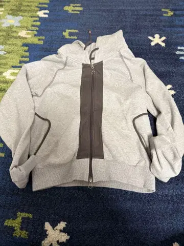 COYSEIO 지퍼 후드티