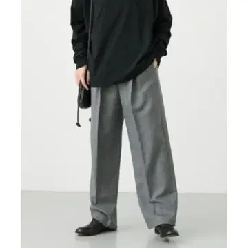 카구레 울 삭소니 이지 트라우저 그레이