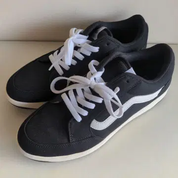 [ 거의 새상품 ] VANS CANORA V2940-CVS 27.5cm