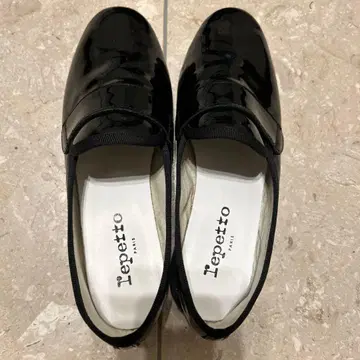 레페토 마이클 로퍼 에나멜 블랙 36.5 23 플랫