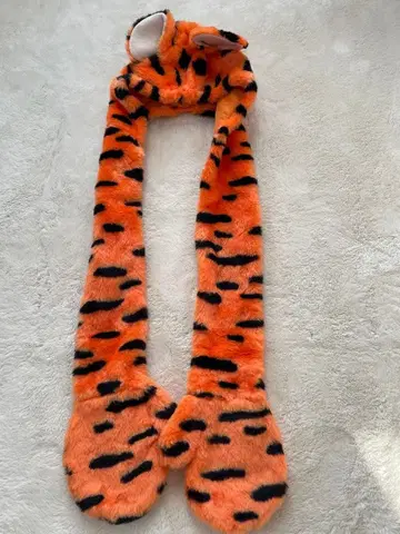 티거 팬 캡 머플러