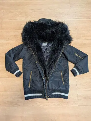 레이디 rady 퍼 달린 블랙 다운 자켓