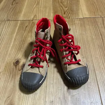 CONVERSE 베이지/레드 하이컷 스니커즈