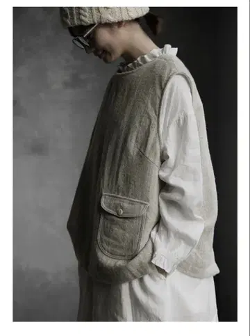 Joie de Vivre 셰틀랜드 울 린넨 헤링본 베스트