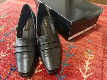 [ 미사용 ] 천연 가죽 다크 브라운 펌프스 23cm 폭넓음