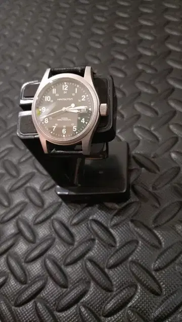 해밀턴 카키 필드 수동 와인딩