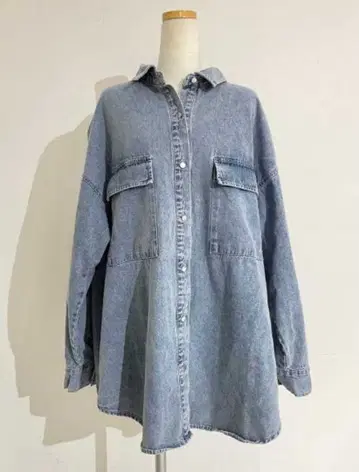 라이트 블루 데님 셔츠 오버 사이즈