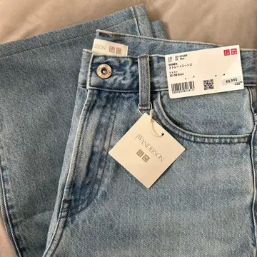 유니클로 스트레이트 청바지 JW ANDERSON