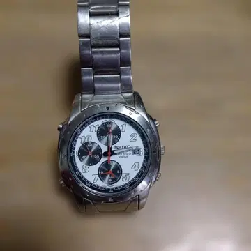 SEIKO 크로노그래프 손목시계 배터리 방전