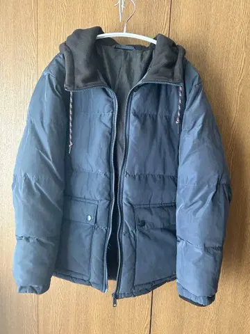 GU 후드 부착 다운 자켓