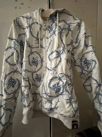 Supplier CROSS CHAIN ZIP HOODIE S