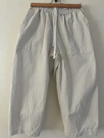 휴일과 시 뉴 모자 꽁지 팬츠 코듀로이 아이보리 허리밴딩