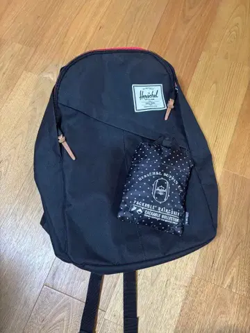 Herschel 패커블 백팩 블랙