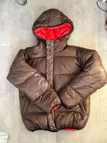 브라운 레드 리버서블 다운 자켓 후드 부착