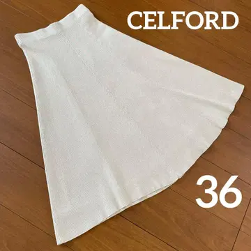 CELFORD 셀포드 화이트 라메 플레어 니트 스커트 36