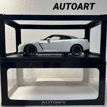 AUTOART NISSAN GT-R SpecV 1/18 다이캐스트