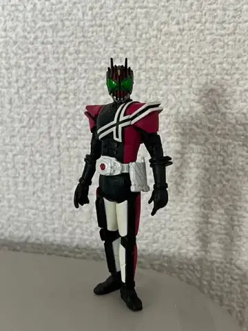 가면라이더 디케이드 피규어