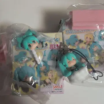 하츠네 미쿠 VOCALOID 피규어 세트 이어폰 잭