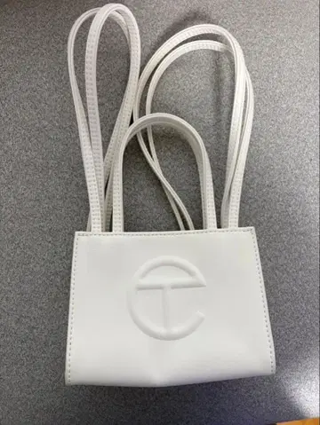 Telfar 스몰 화이트