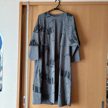 marble SUD 건반 자수 원피스