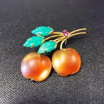 AUSTRIA 후르츠 브로치 애플1