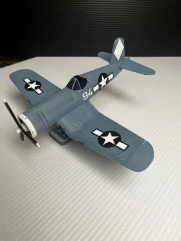 F4U CORSAIR 항공기 모델 그레이