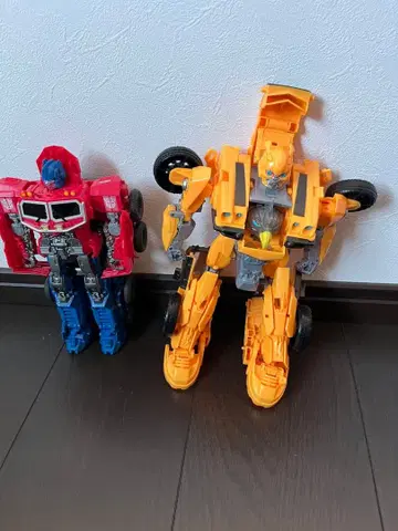 트랜스포머 옵티머스 프라임 범블비 묶음 판매 (결품 있음)