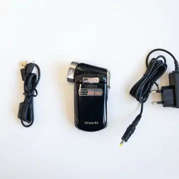 Sanyo Xacti DMX-CG110 / 캠코더 | 디지털 캠코더 | 번개장터 중고거래