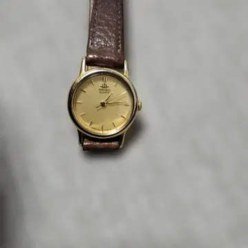 세이코 아날로그 손목시계 골드