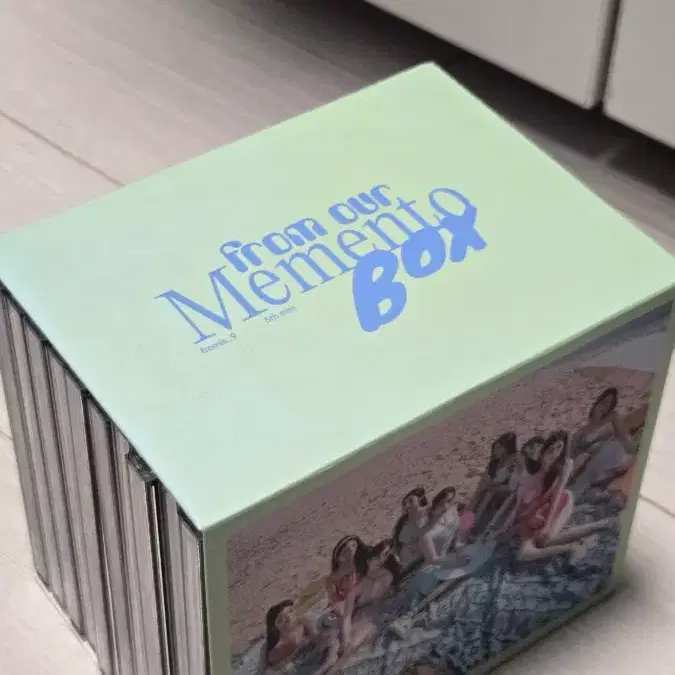 FROMIS_9 | 프로미스나인 Fromis_9 From Our Memento Box album