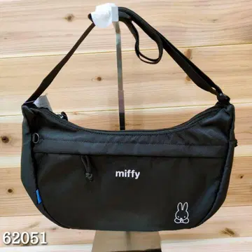 새상품 숄더백 블랙 미피 수납 스마트폰 케이스 아웃도어 스포츠