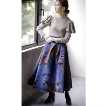 FRAY I.D 샴브레이 플로키 플레어 스커트