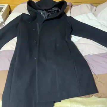 카즈유키 쿠마가이 캐시미어 혼방 푸드코트