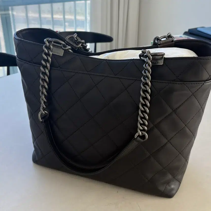 샤넬 CHANEL 카프스킨 쇼퍼백 사진 3