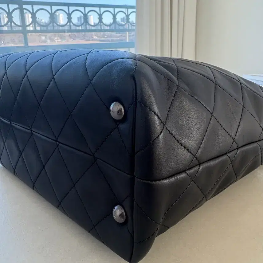 샤넬 CHANEL 카프스킨 쇼퍼백 사진 6