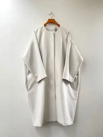 비어즐리 더블 크로스 마르코 코트 노카라 정가 35200엔