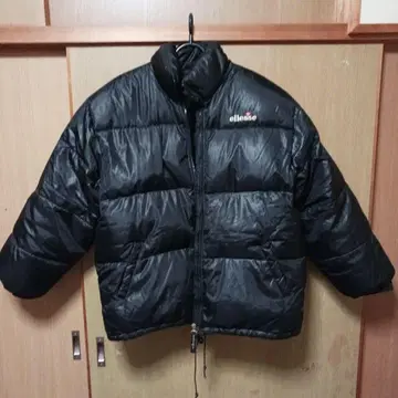 ellesse 블랙 다운 자켓