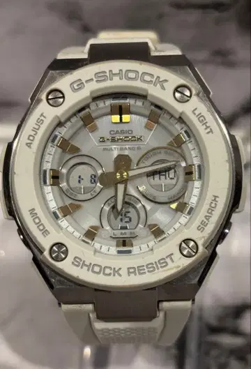 CASIO G-SHOCK GST-300/WHITE
