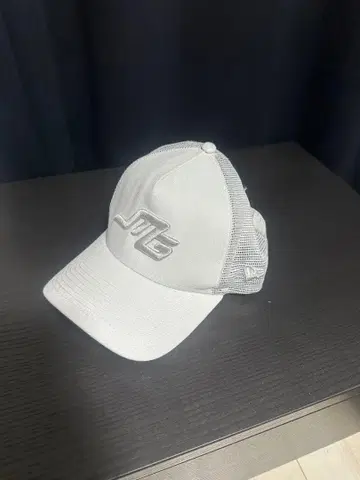 뉴에라 x 미우라기켄 콜라보 캡