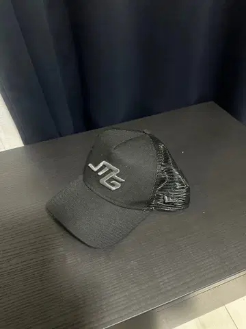 뉴에라 x 미우라기켄 콜라보 캡