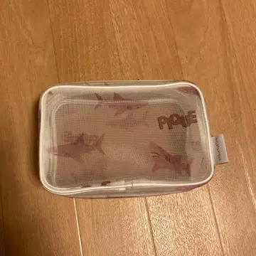 젤라또피케 상어 패턴 메쉬 파우치