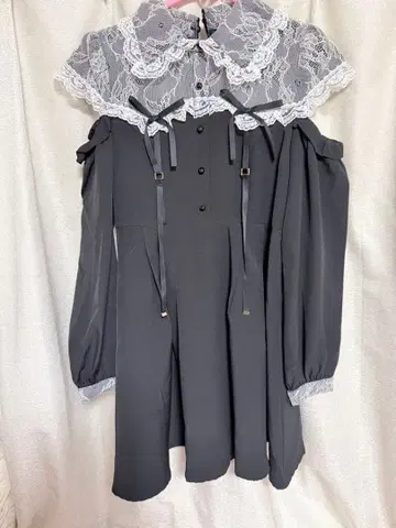 ROJITA 프릴 레이스 옷깃 블랙 원피스