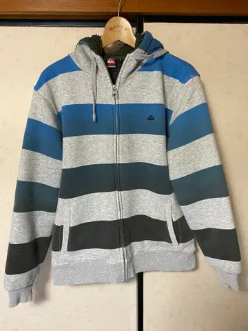 [초레어] 퀵실버 스트라이프 후드티