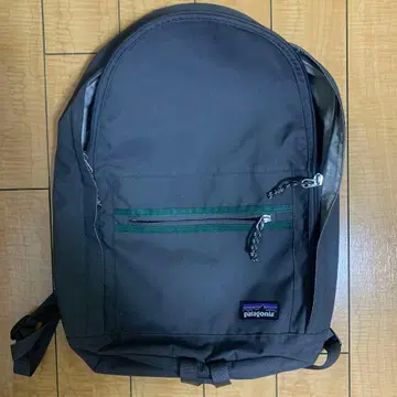 patagonia 리사이클 폴리에스테르 백팩 그레이