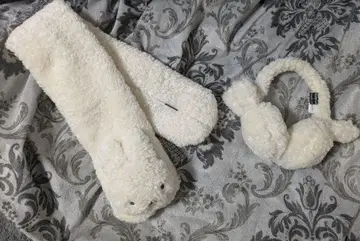 OPAQUE.CLIP x 미피 콜라보 머플러 & 귀도리